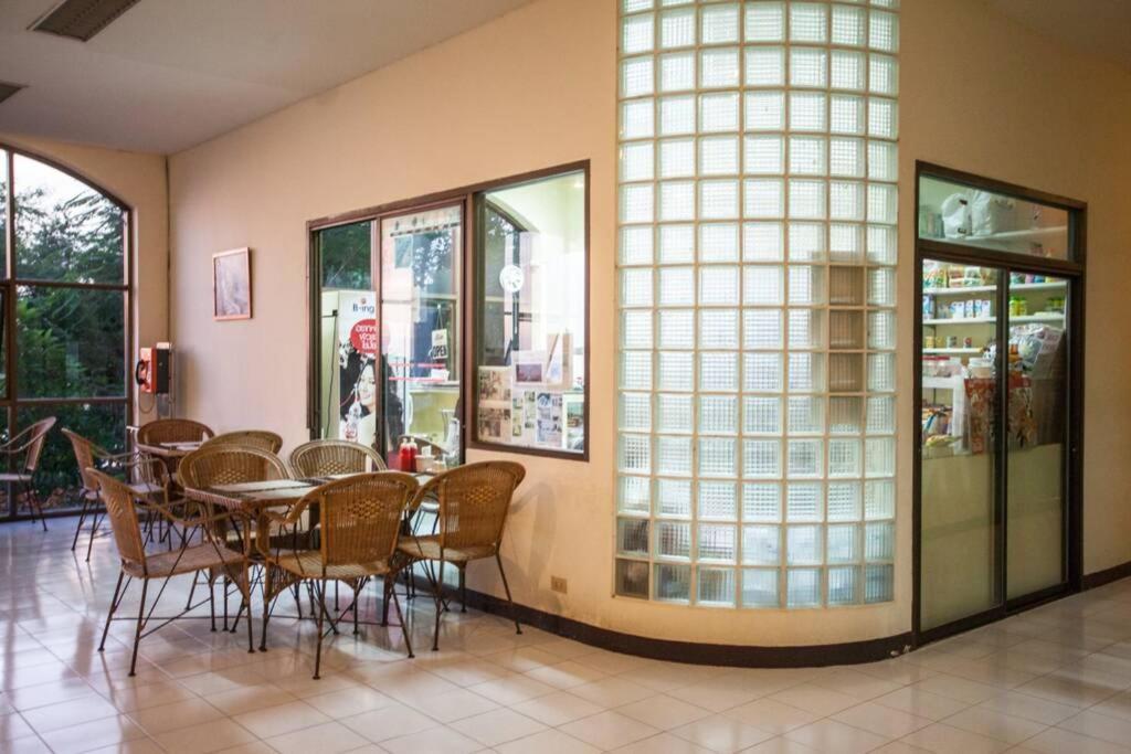 Pattaya Seaside Balcony/Beach Front/4 Peoples Na Chom Thian Exterior foto