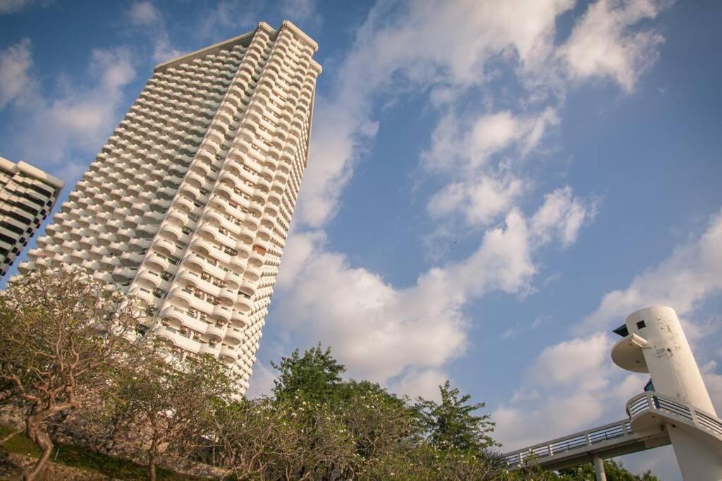 Pattaya Seaside Balcony/Beach Front/4 Peoples Na Chom Thian Exterior foto
