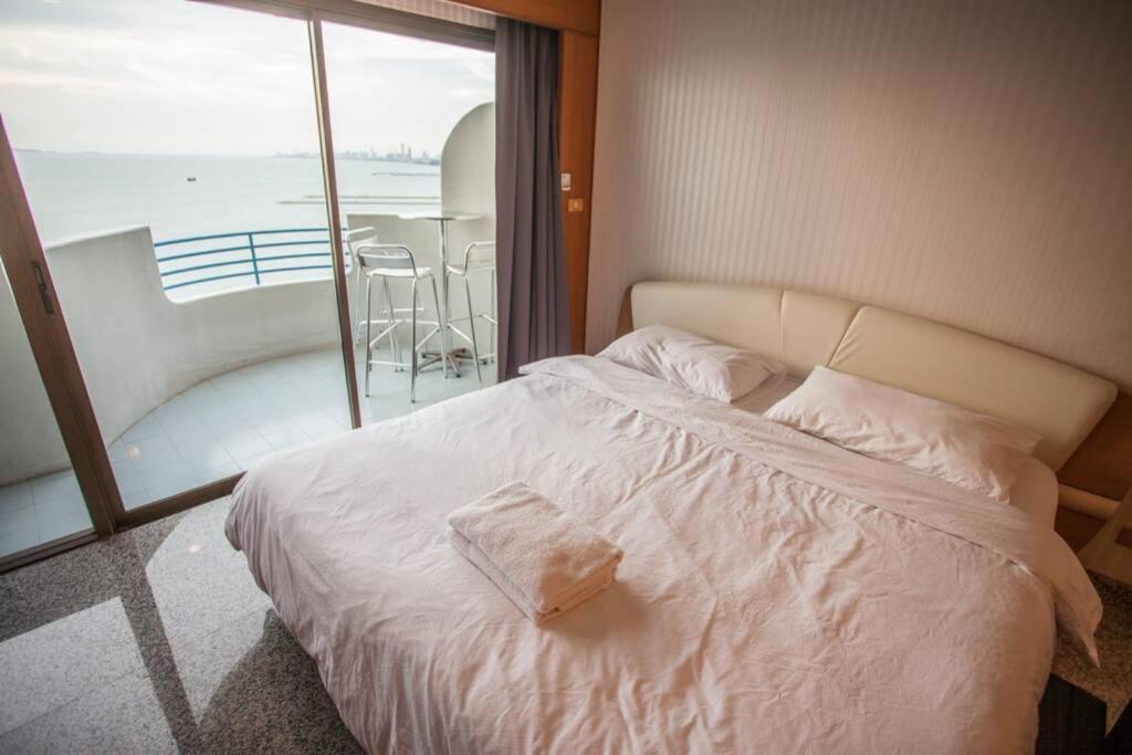 Pattaya Seaside Balcony/Beach Front/4 Peoples Na Chom Thian Exterior foto